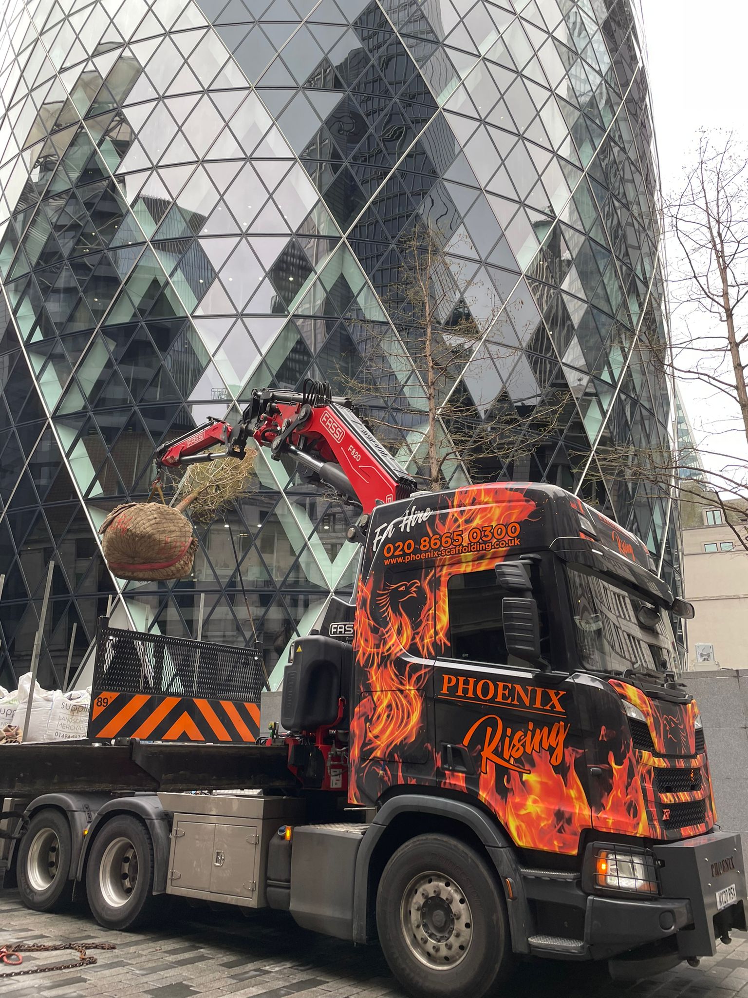 Tree Planting, Rejuvenating and Irrigation at The Gherkin, London